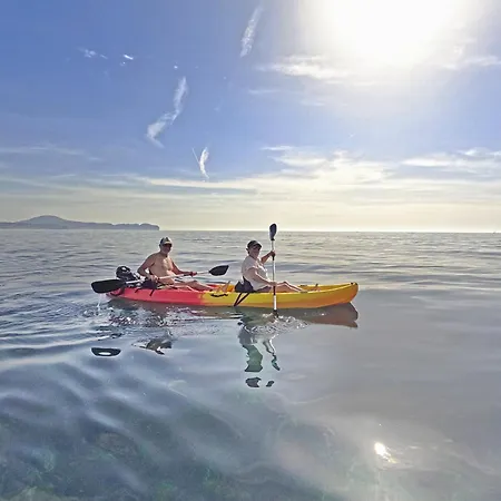 海泊凯姆普斯卡尔佩公寓酒店 * Ifach